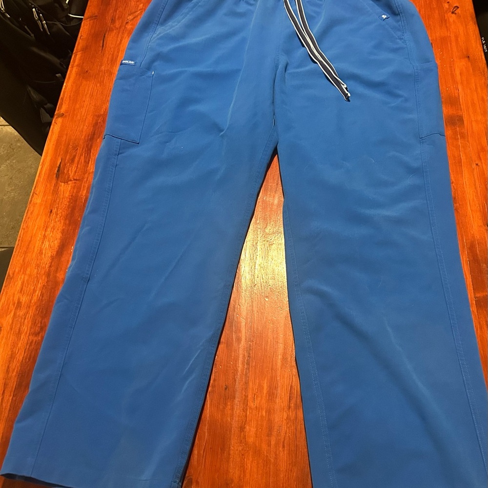 Dolan Women's High-Wasited Core Scrub Pants